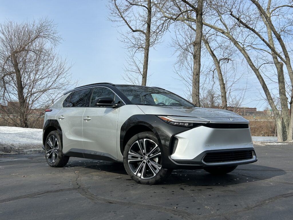 2024 Toyota bZ4X
