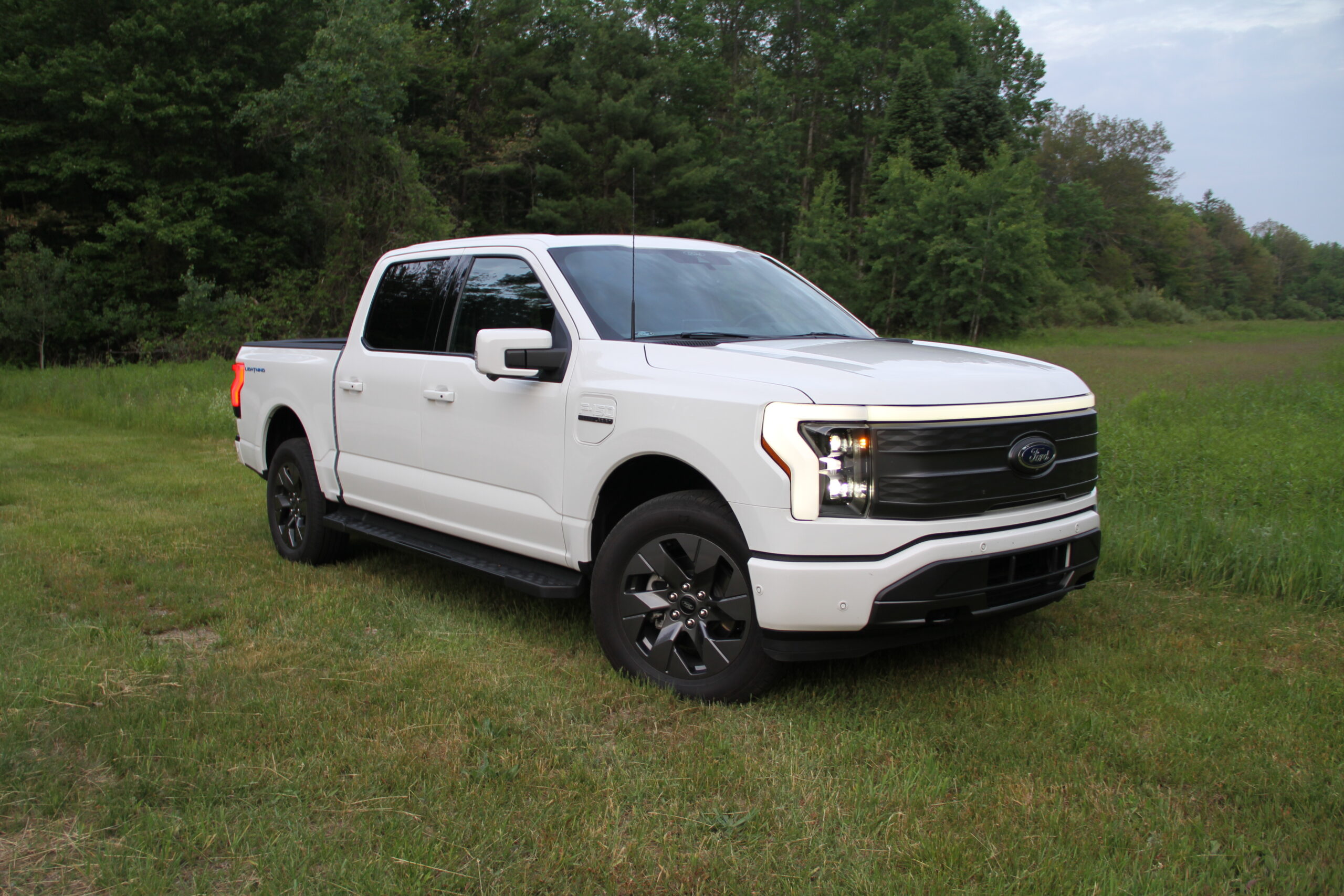 2023 ford F150 Lightning EV